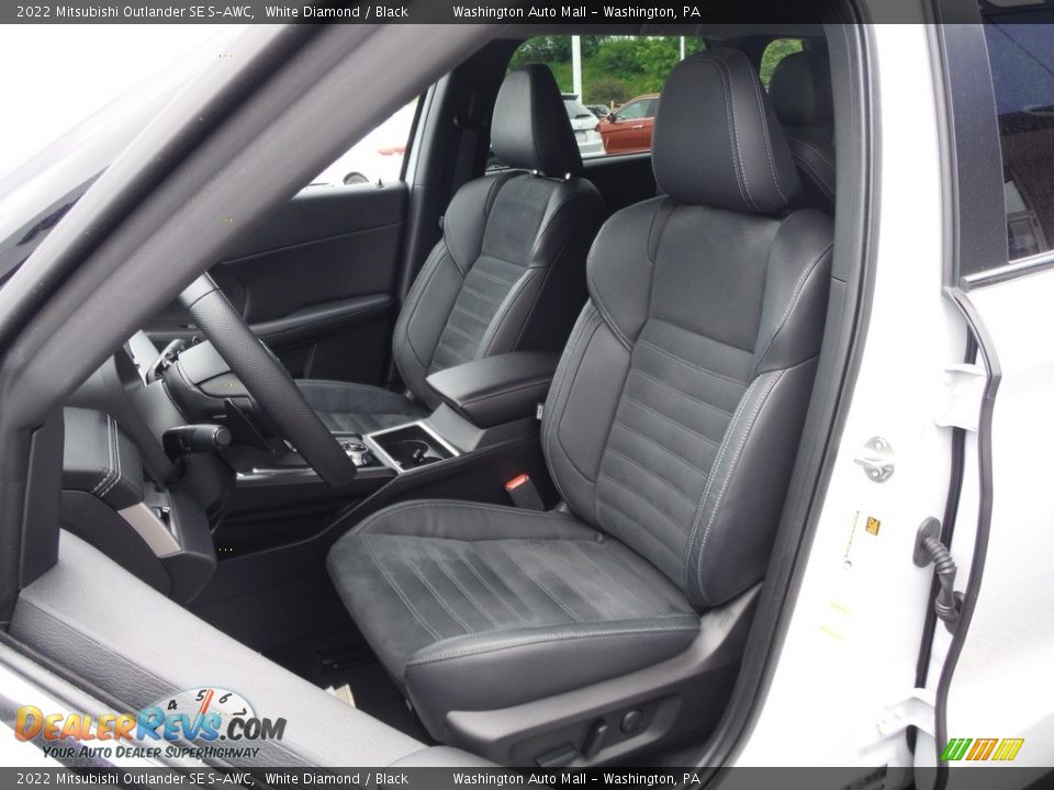 Front Seat of 2022 Mitsubishi Outlander SE S-AWC Photo #14