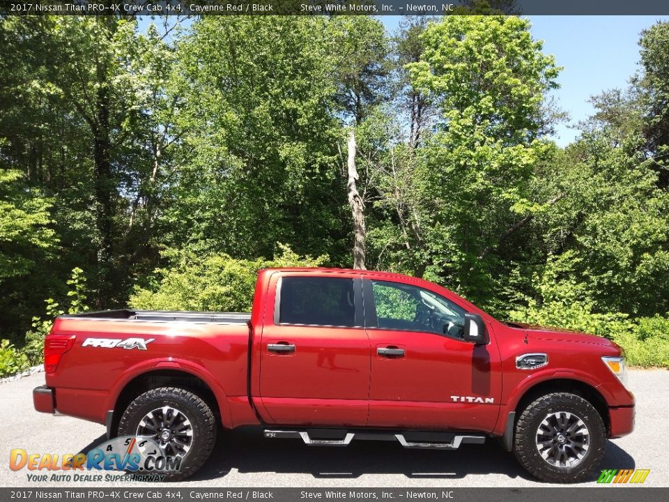 Cayenne Red 2017 Nissan Titan PRO-4X Crew Cab 4x4 Photo #6