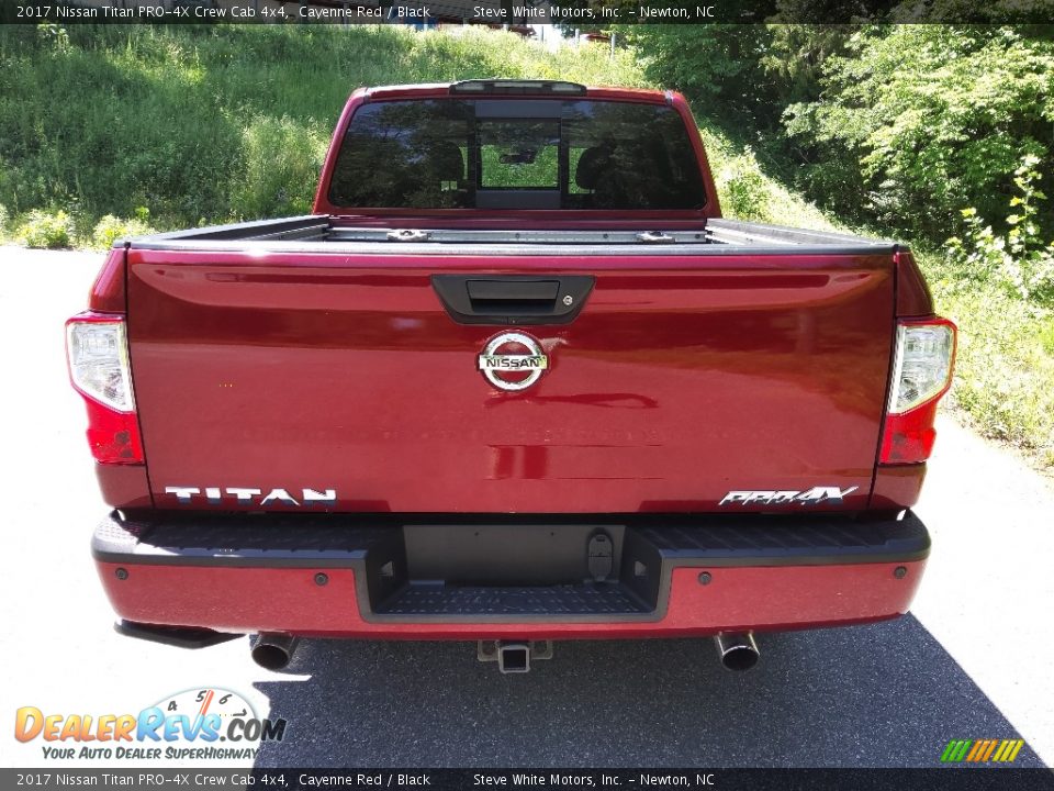 2017 Nissan Titan PRO-4X Crew Cab 4x4 Cayenne Red / Black Photo #8