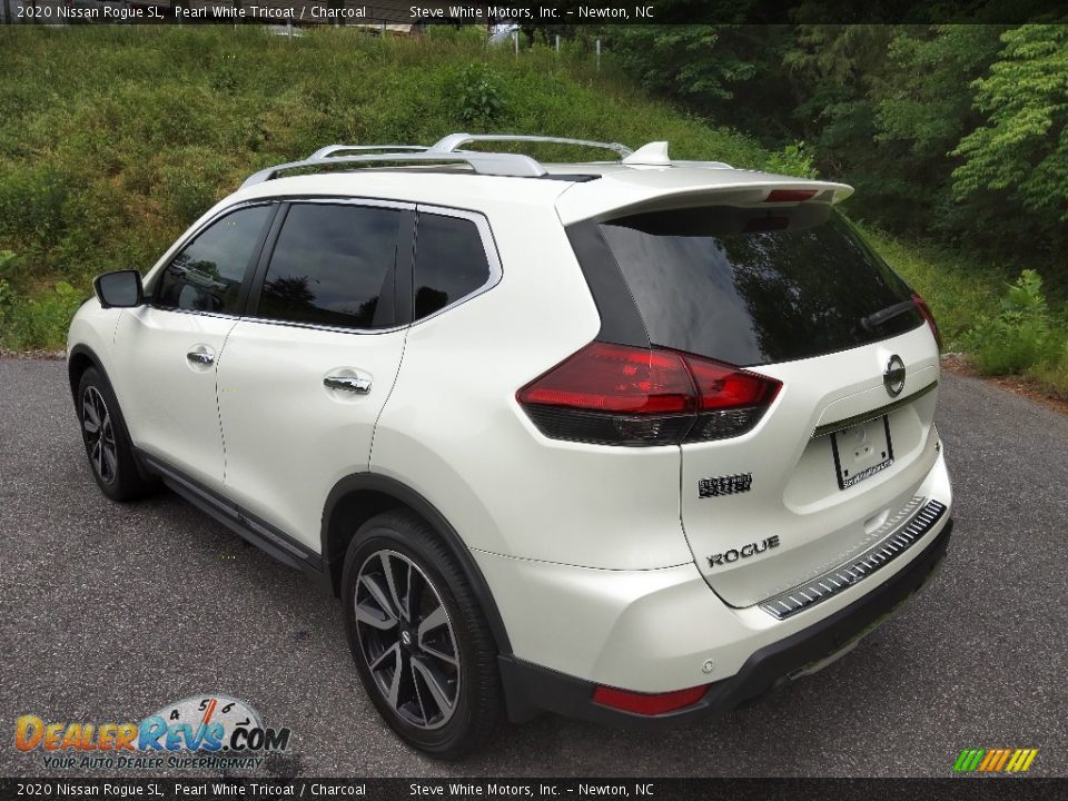 2020 Nissan Rogue SL Pearl White Tricoat / Charcoal Photo #7