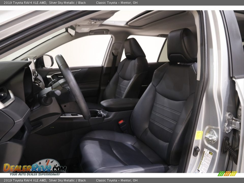 2019 Toyota RAV4 XLE AWD Silver Sky Metallic / Black Photo #5
