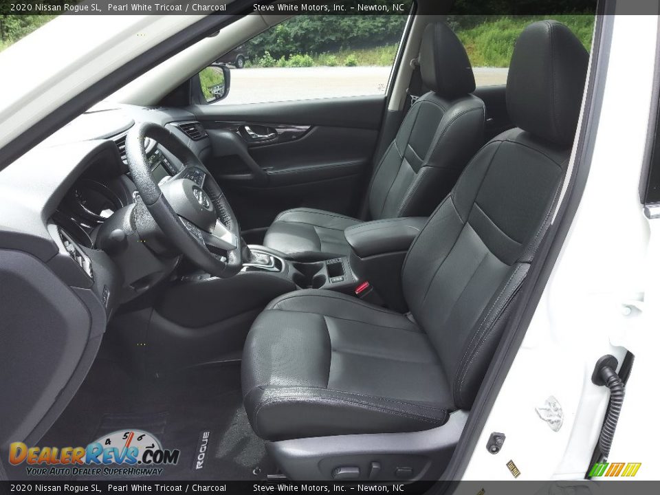 Front Seat of 2020 Nissan Rogue SL Photo #9