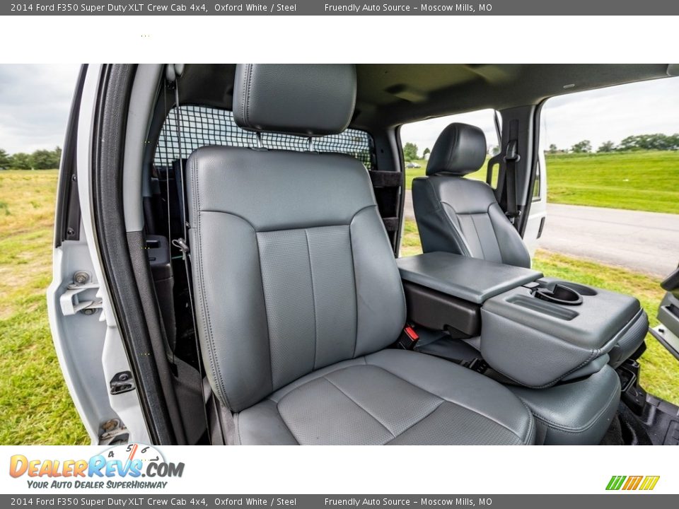 Front Seat of 2014 Ford F350 Super Duty XLT Crew Cab 4x4 Photo #25