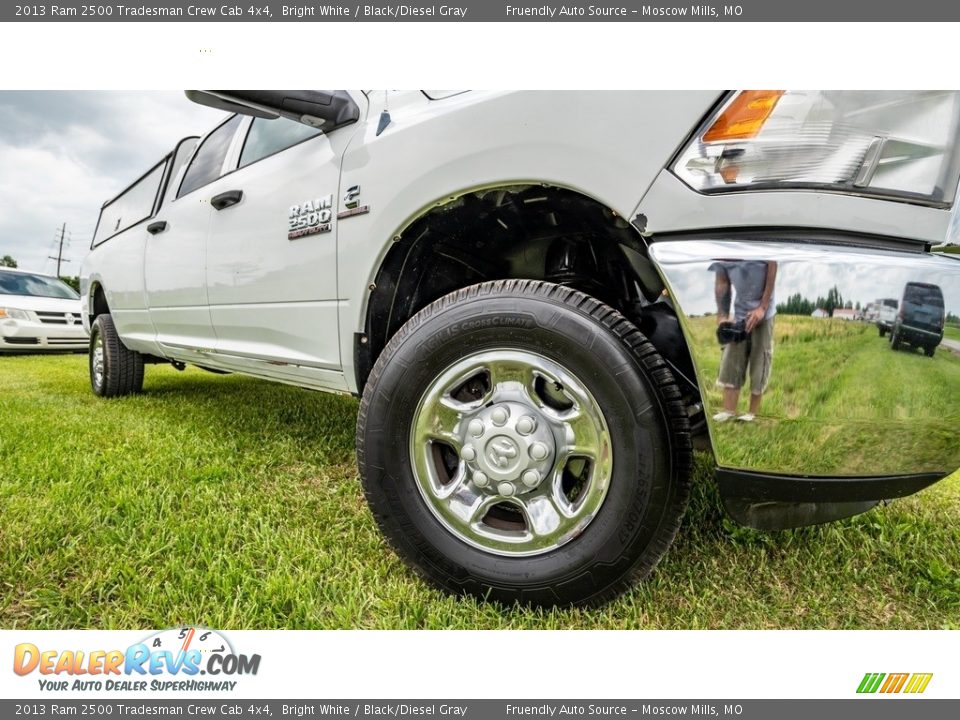 2013 Ram 2500 Tradesman Crew Cab 4x4 Bright White / Black/Diesel Gray Photo #2