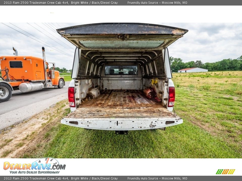 2013 Ram 2500 Tradesman Crew Cab 4x4 Bright White / Black/Diesel Gray Photo #21