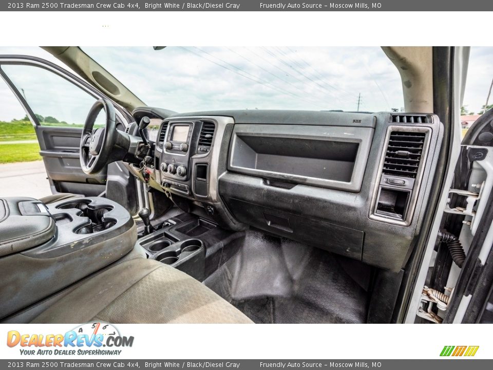 2013 Ram 2500 Tradesman Crew Cab 4x4 Bright White / Black/Diesel Gray Photo #23