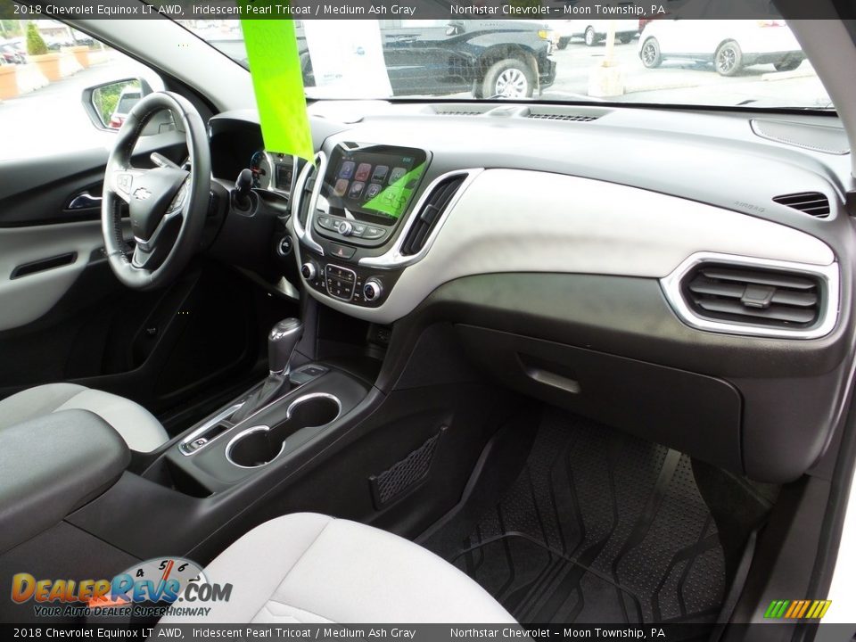 2018 Chevrolet Equinox LT AWD Iridescent Pearl Tricoat / Medium Ash Gray Photo #16