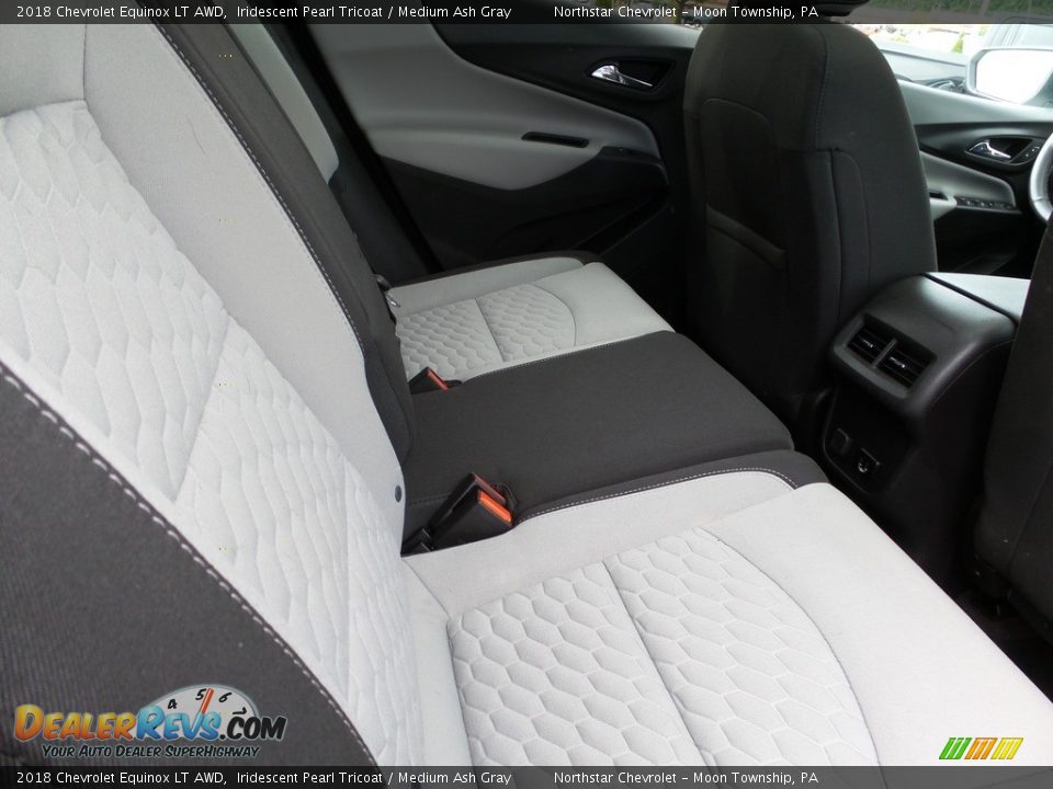 2018 Chevrolet Equinox LT AWD Iridescent Pearl Tricoat / Medium Ash Gray Photo #18