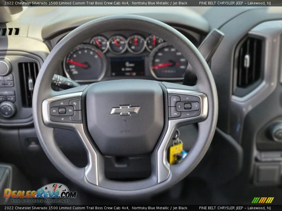 2022 Chevrolet Silverado 1500 Limited Custom Trail Boss Crew Cab 4x4 Steering Wheel Photo #9