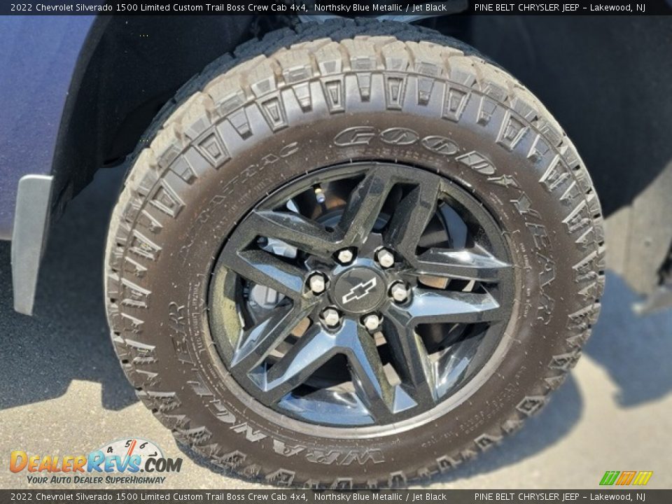 2022 Chevrolet Silverado 1500 Limited Custom Trail Boss Crew Cab 4x4 Wheel Photo #26