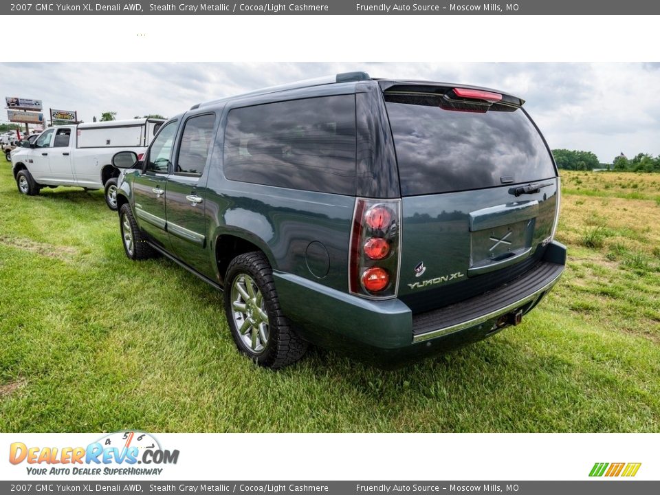 2007 GMC Yukon XL Denali AWD Stealth Gray Metallic / Cocoa/Light Cashmere Photo #6