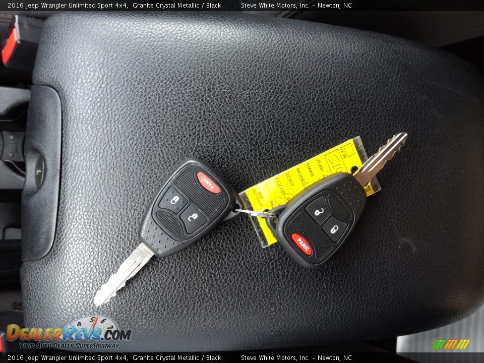 2016 Jeep Wrangler Unlimited Sport 4x4 Granite Crystal Metallic / Black Photo #26