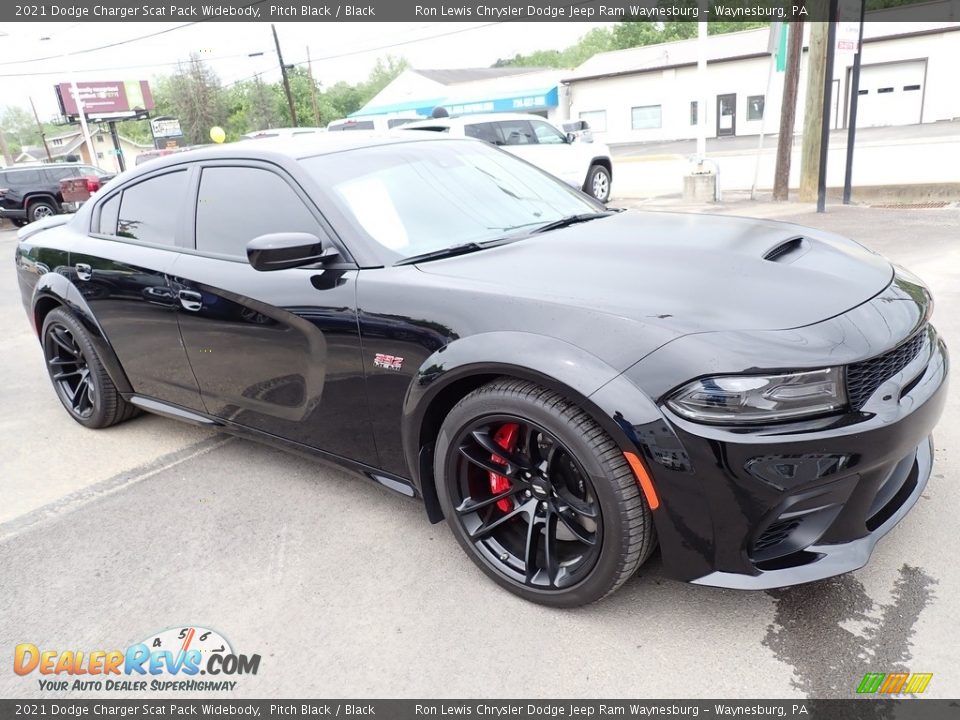 Front 3/4 View of 2021 Dodge Charger Scat Pack Widebody Photo #8