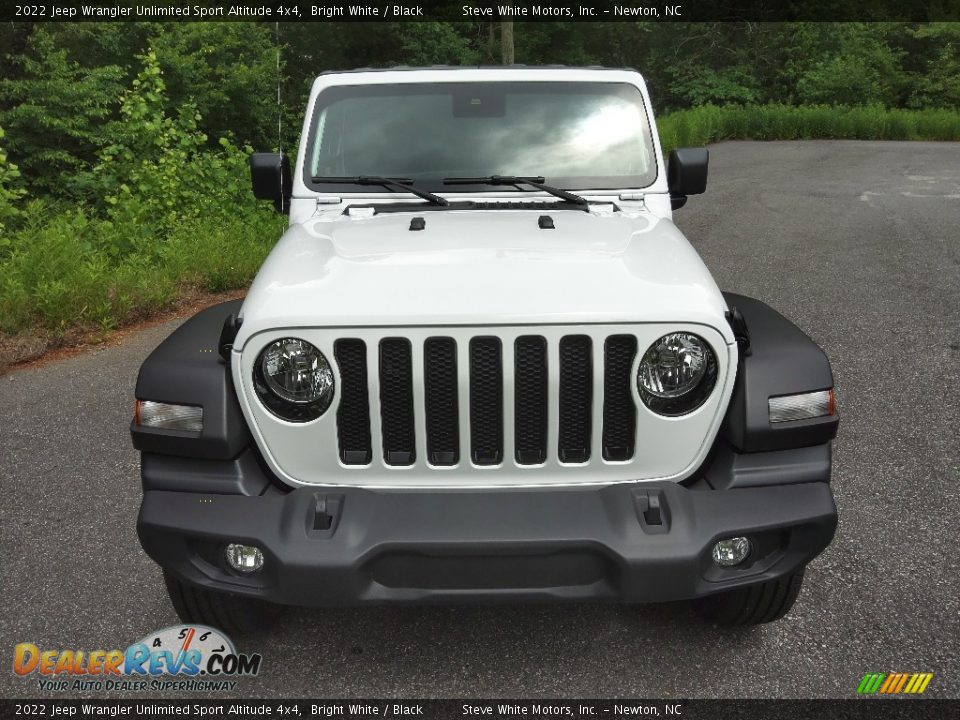 2022 Jeep Wrangler Unlimited Sport Altitude 4x4 Bright White / Black Photo #3