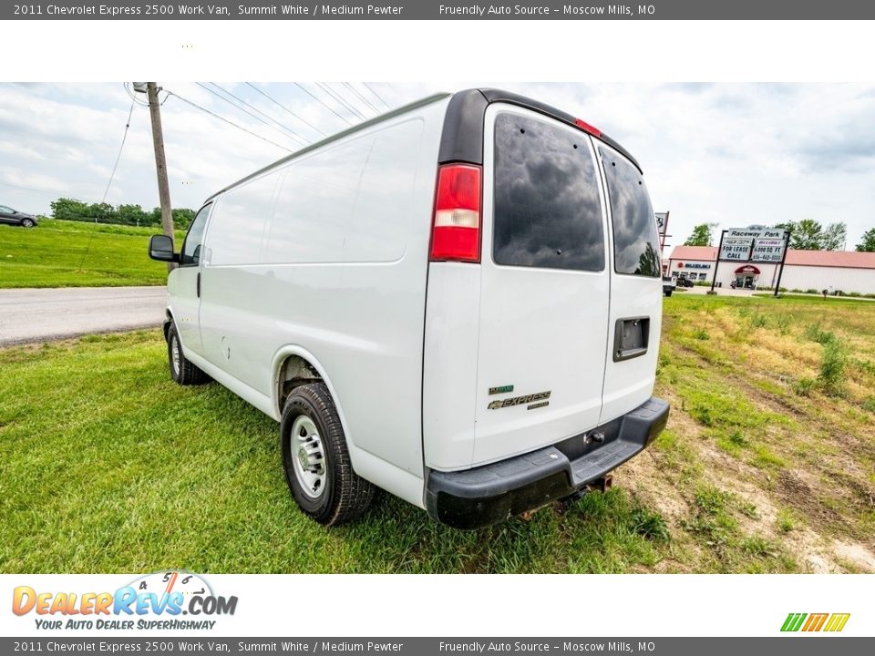 2011 Chevrolet Express 2500 Work Van Summit White / Medium Pewter Photo #9