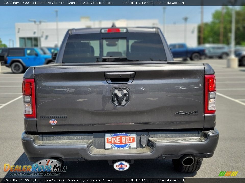 2022 Ram 1500 Big Horn Crew Cab 4x4 Granite Crystal Metallic / Black Photo #5