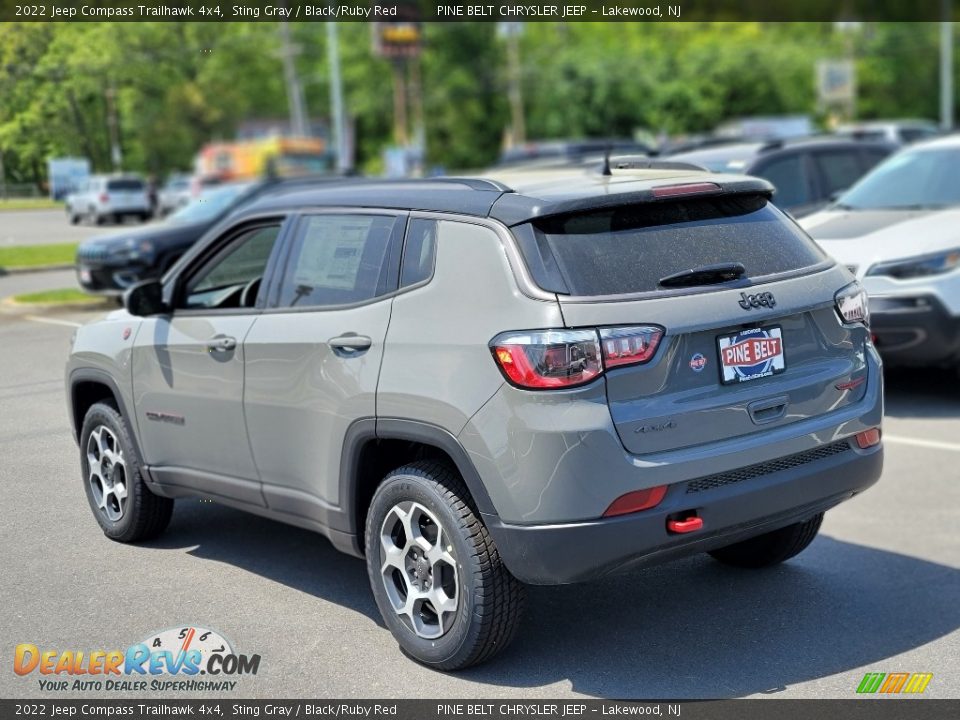 2022 Jeep Compass Trailhawk 4x4 Sting Gray / Black/Ruby Red Photo #4
