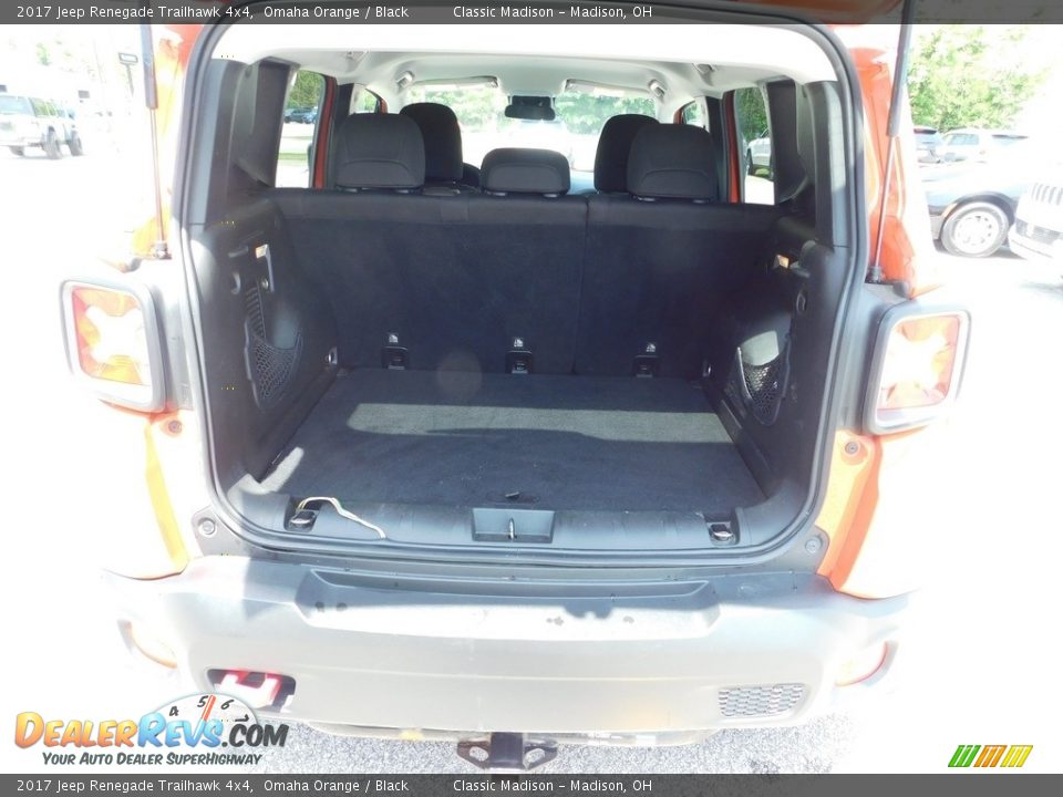2017 Jeep Renegade Trailhawk 4x4 Omaha Orange / Black Photo #16
