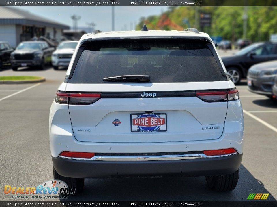 2022 Jeep Grand Cherokee Limited 4x4 Bright White / Global Black Photo #5
