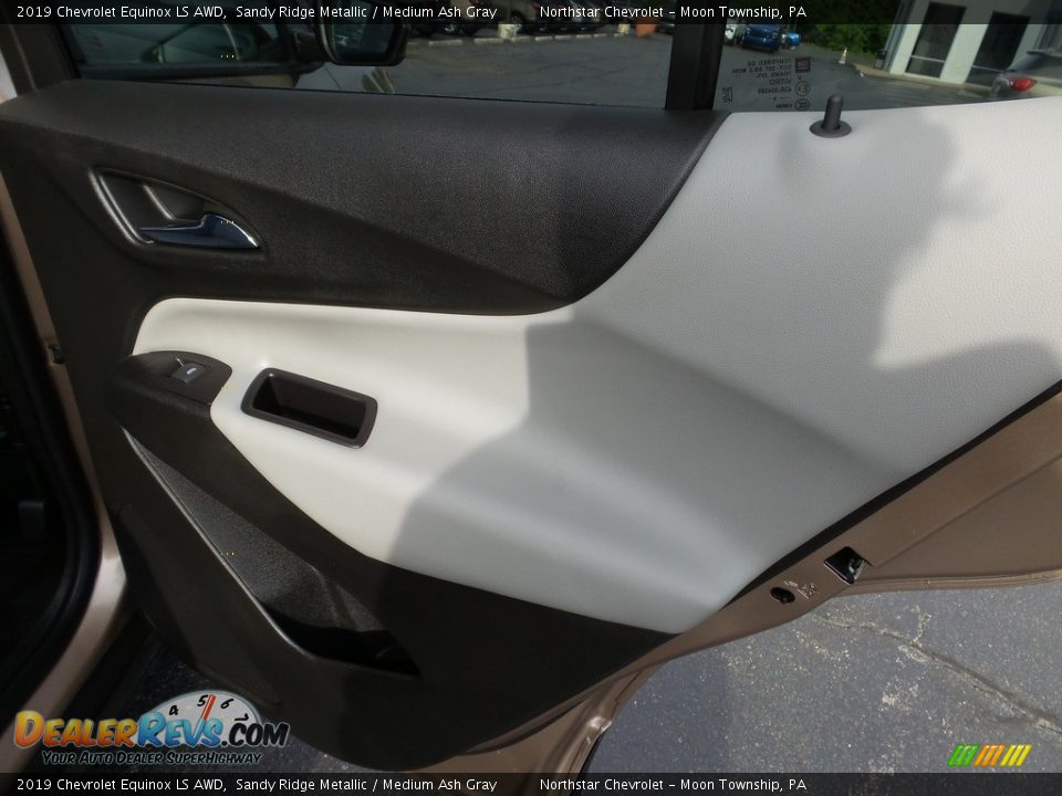 2019 Chevrolet Equinox LS AWD Sandy Ridge Metallic / Medium Ash Gray Photo #18