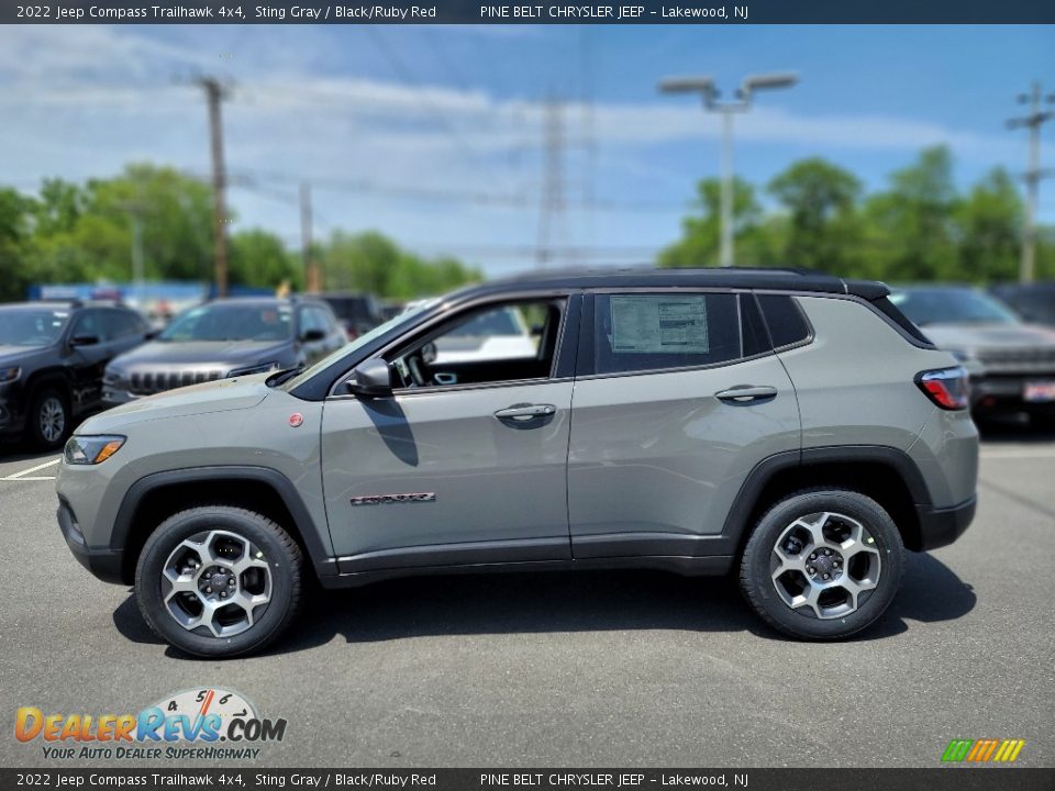 2022 Jeep Compass Trailhawk 4x4 Sting Gray / Black/Ruby Red Photo #3