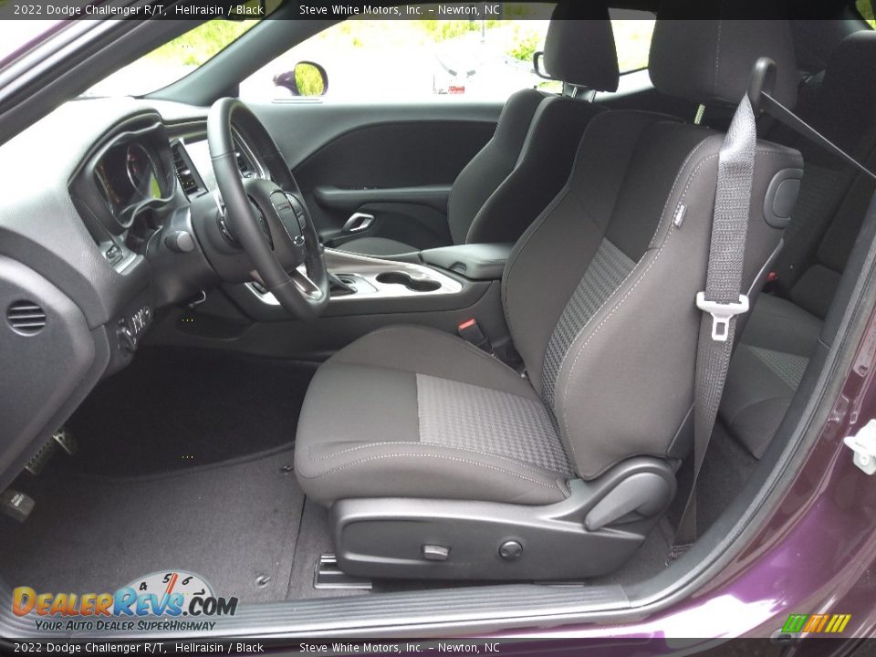 Front Seat of 2022 Dodge Challenger R/T Photo #10
