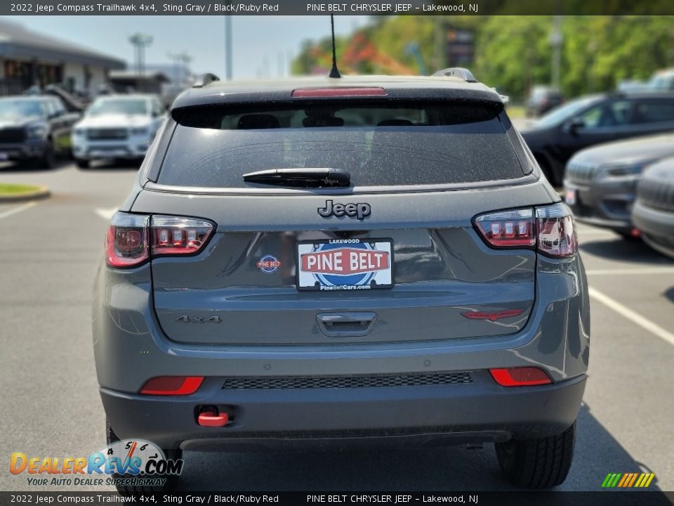 2022 Jeep Compass Trailhawk 4x4 Sting Gray / Black/Ruby Red Photo #5