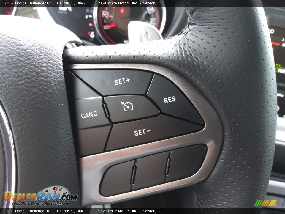 2022 Dodge Challenger R/T Steering Wheel Photo #18