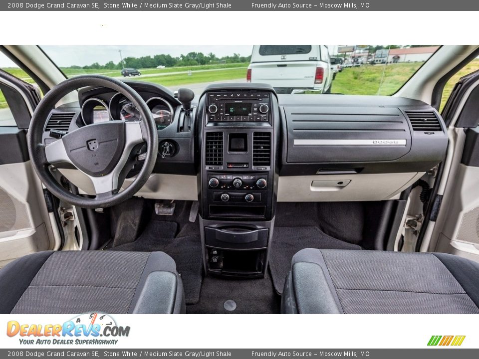 2008 Dodge Grand Caravan SE Stone White / Medium Slate Gray/Light Shale Photo #27