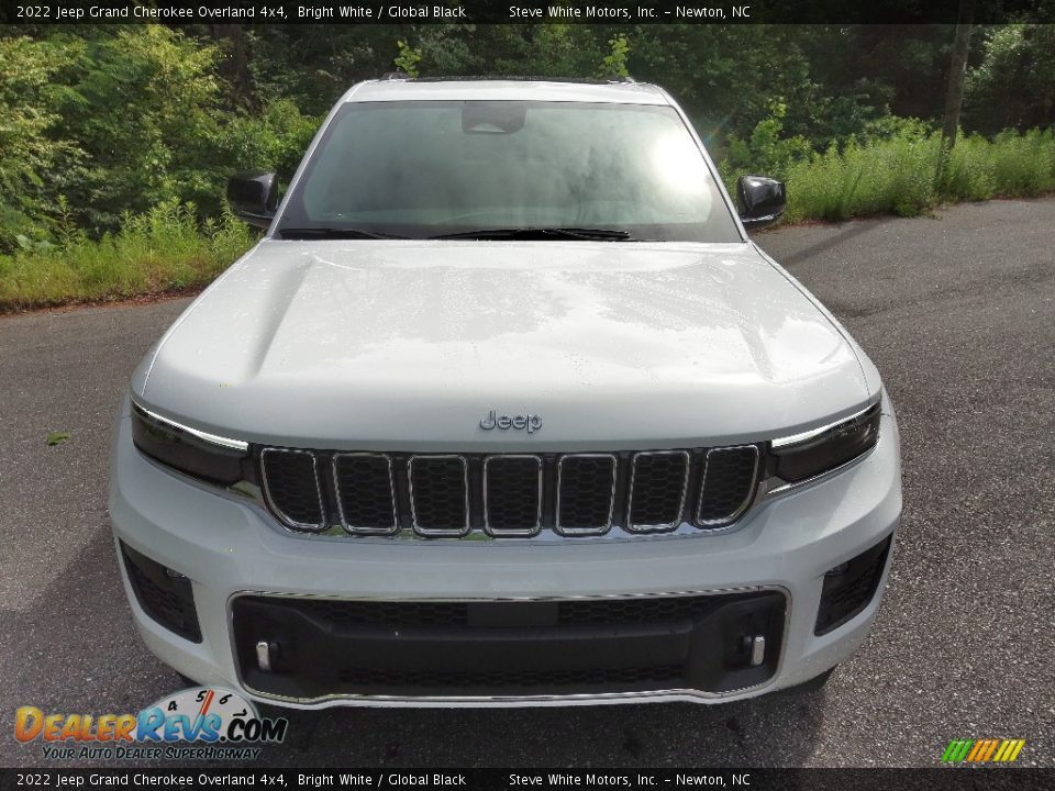 2022 Jeep Grand Cherokee Overland 4x4 Bright White / Global Black Photo #3