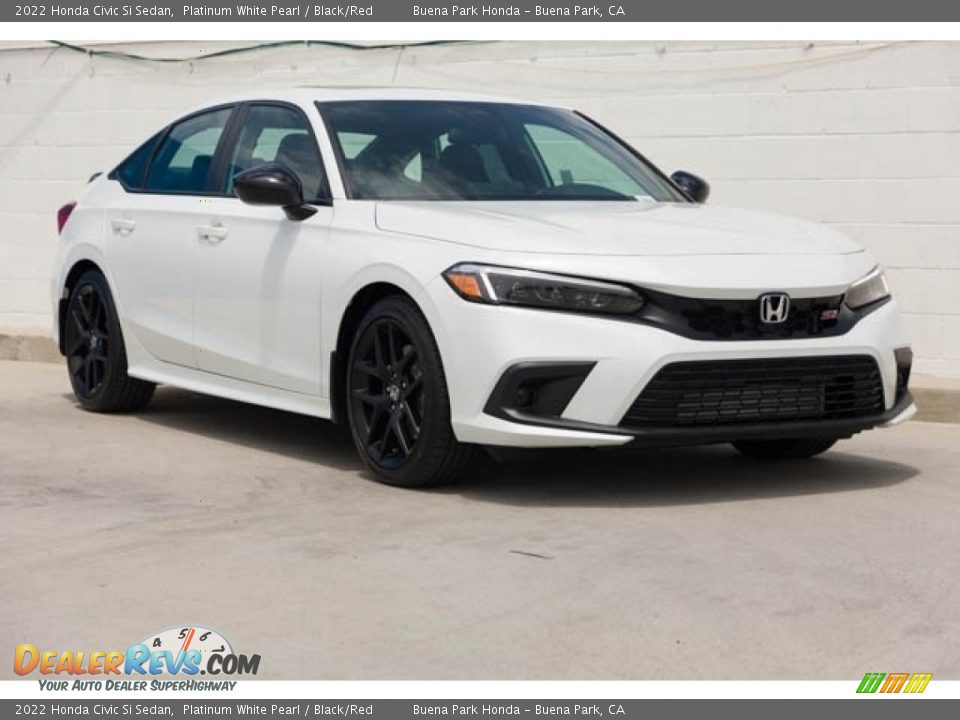 Front 3/4 View of 2022 Honda Civic Si Sedan Photo #1