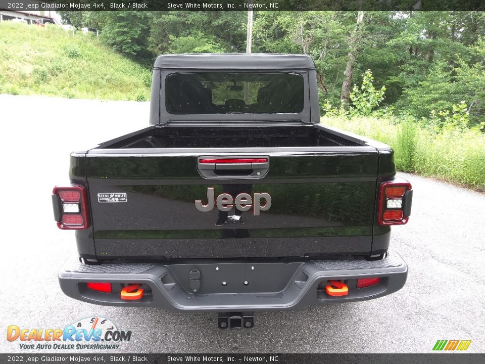 2022 Jeep Gladiator Mojave 4x4 Black / Black Photo #7