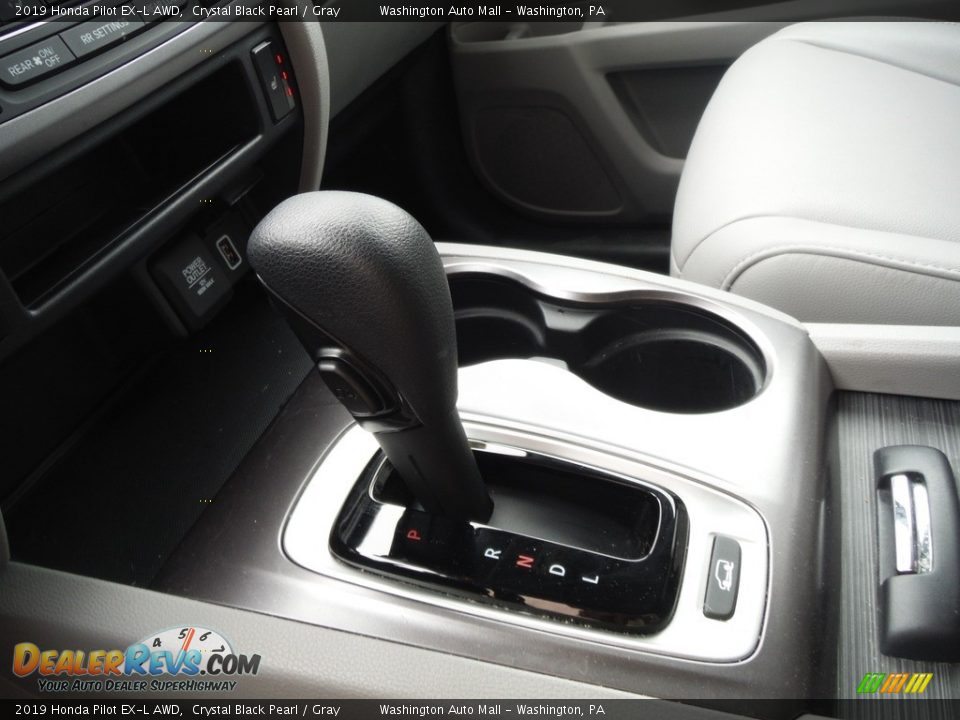2019 Honda Pilot EX-L AWD Crystal Black Pearl / Gray Photo #17