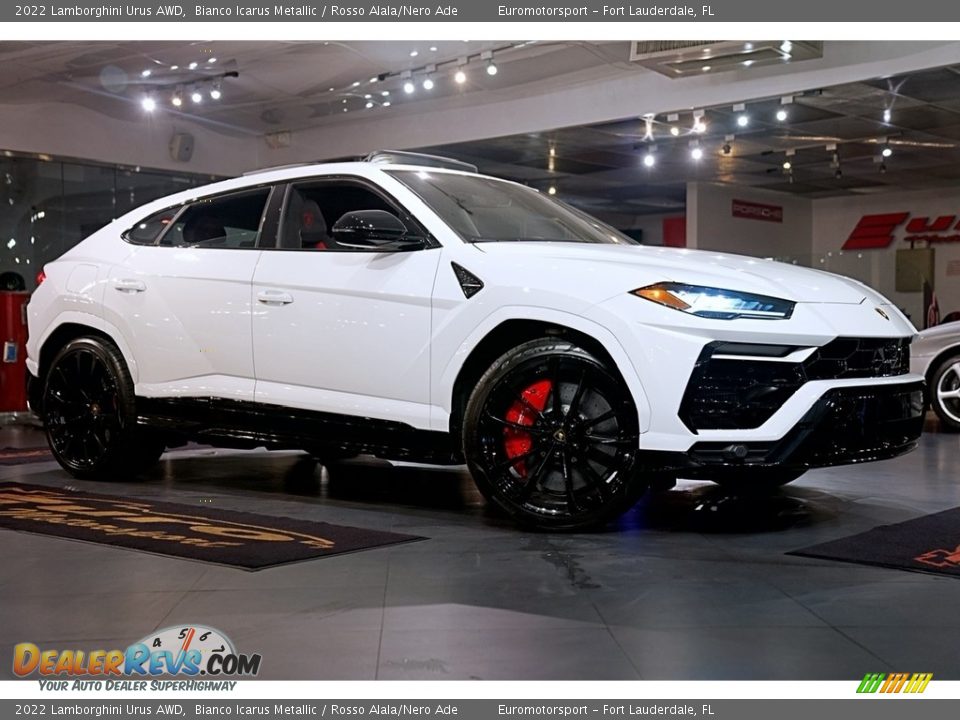 Bianco Icarus Metallic 2022 Lamborghini Urus AWD Photo #1