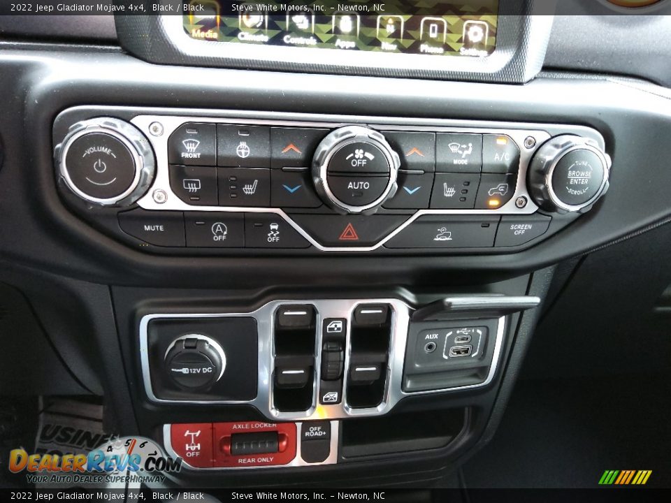 Controls of 2022 Jeep Gladiator Mojave 4x4 Photo #27