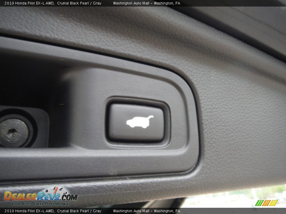 2019 Honda Pilot EX-L AWD Crystal Black Pearl / Gray Photo #32