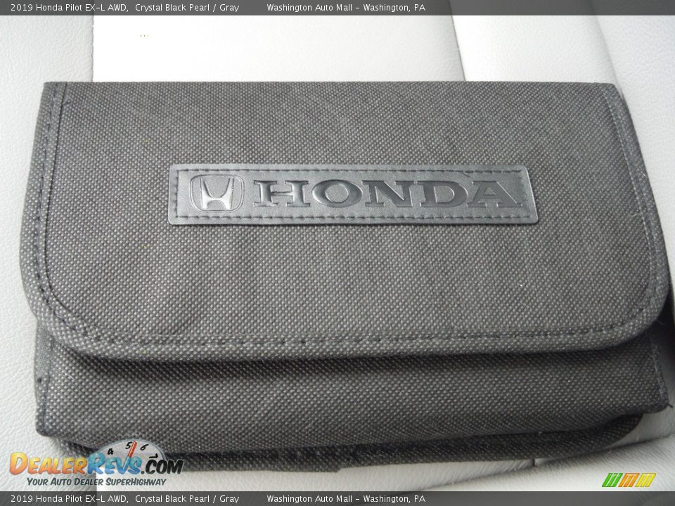 2019 Honda Pilot EX-L AWD Crystal Black Pearl / Gray Photo #33