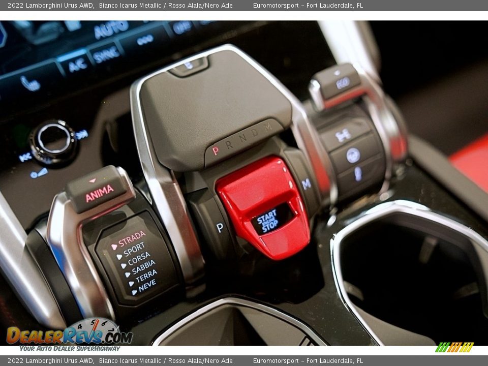 Controls of 2022 Lamborghini Urus AWD Photo #35