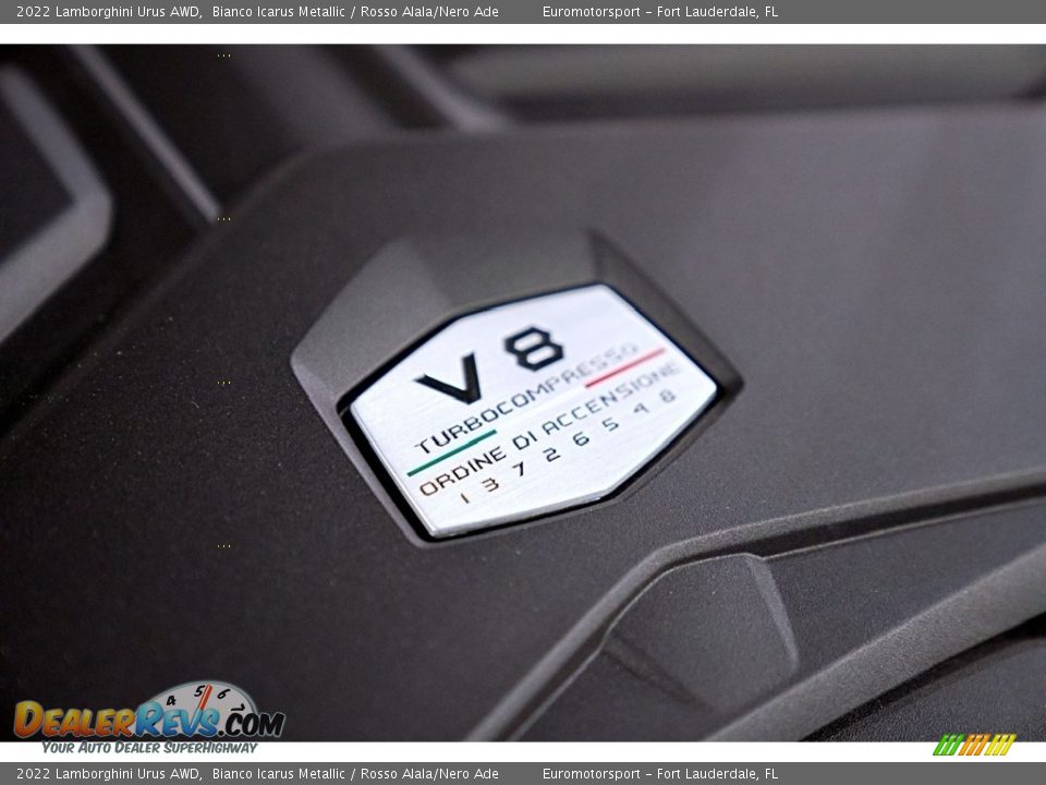 2022 Lamborghini Urus AWD Logo Photo #39