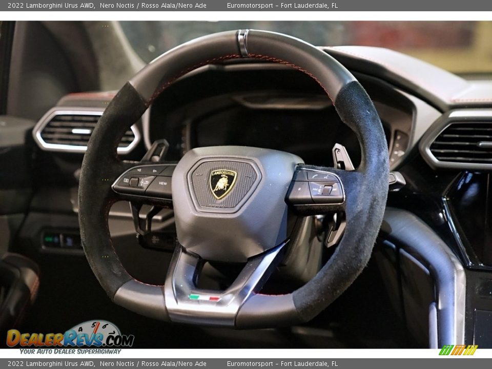 2022 Lamborghini Urus AWD Steering Wheel Photo #6
