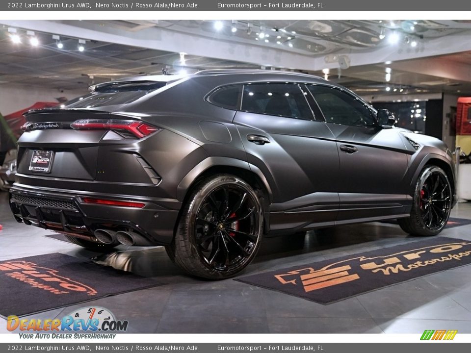 Nero Noctis 2022 Lamborghini Urus AWD Photo #12