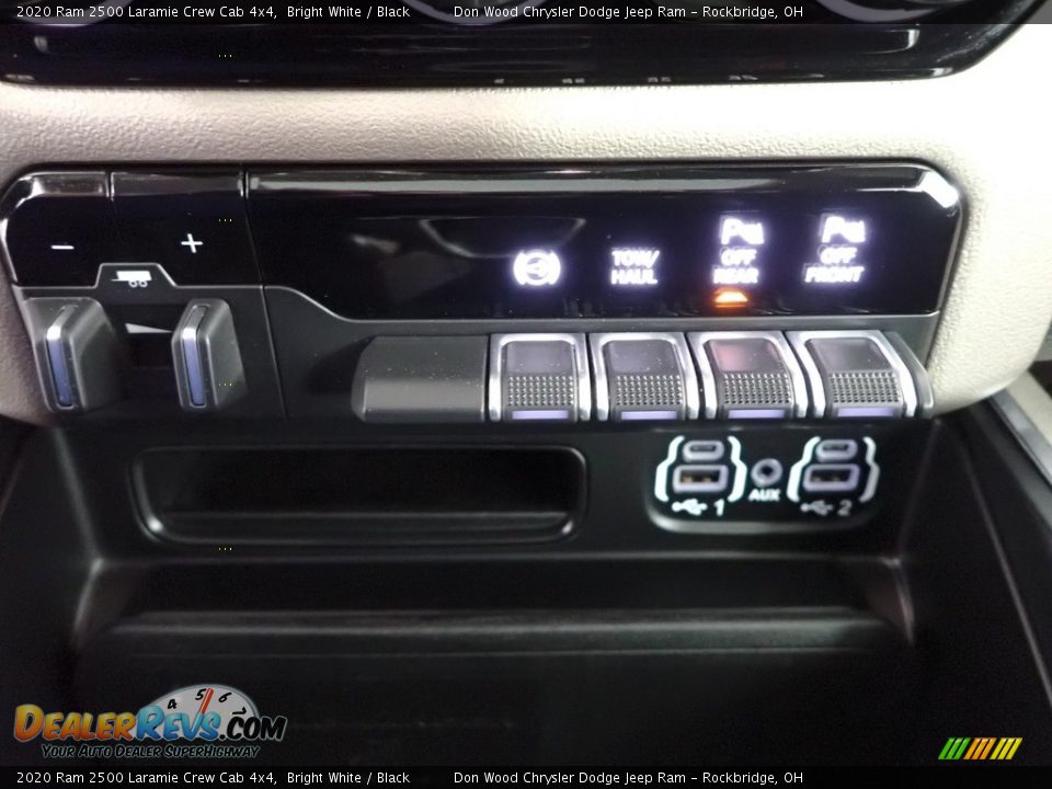 2020 Ram 2500 Laramie Crew Cab 4x4 Bright White / Black Photo #23