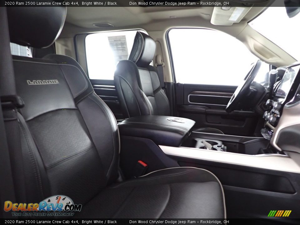 2020 Ram 2500 Laramie Crew Cab 4x4 Bright White / Black Photo #31