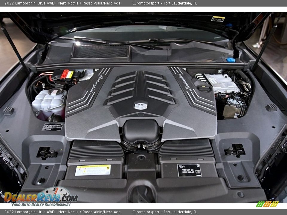 2022 Lamborghini Urus AWD 4.0 Liter Twin-Turbocharged DOHC 32-Valve VVT V8 Engine Photo #44