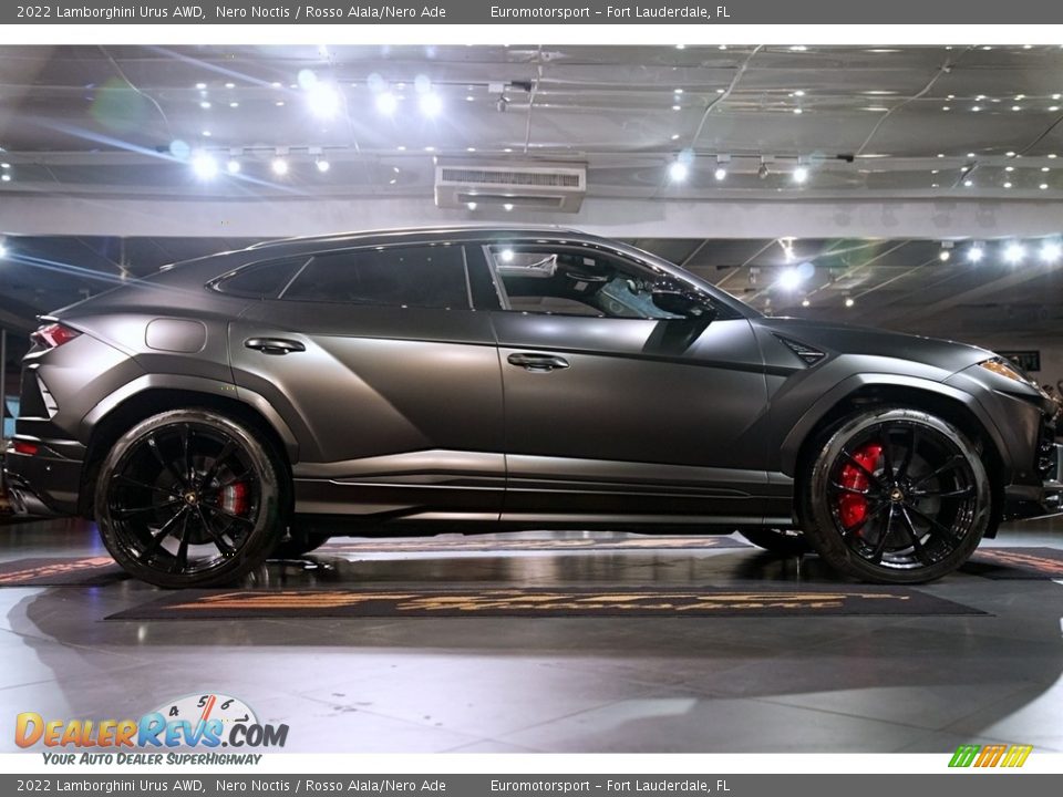 Nero Noctis 2022 Lamborghini Urus AWD Photo #51