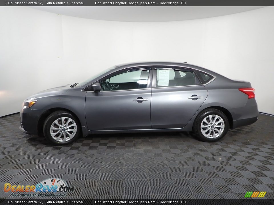 2019 Nissan Sentra SV Gun Metallic / Charcoal Photo #6