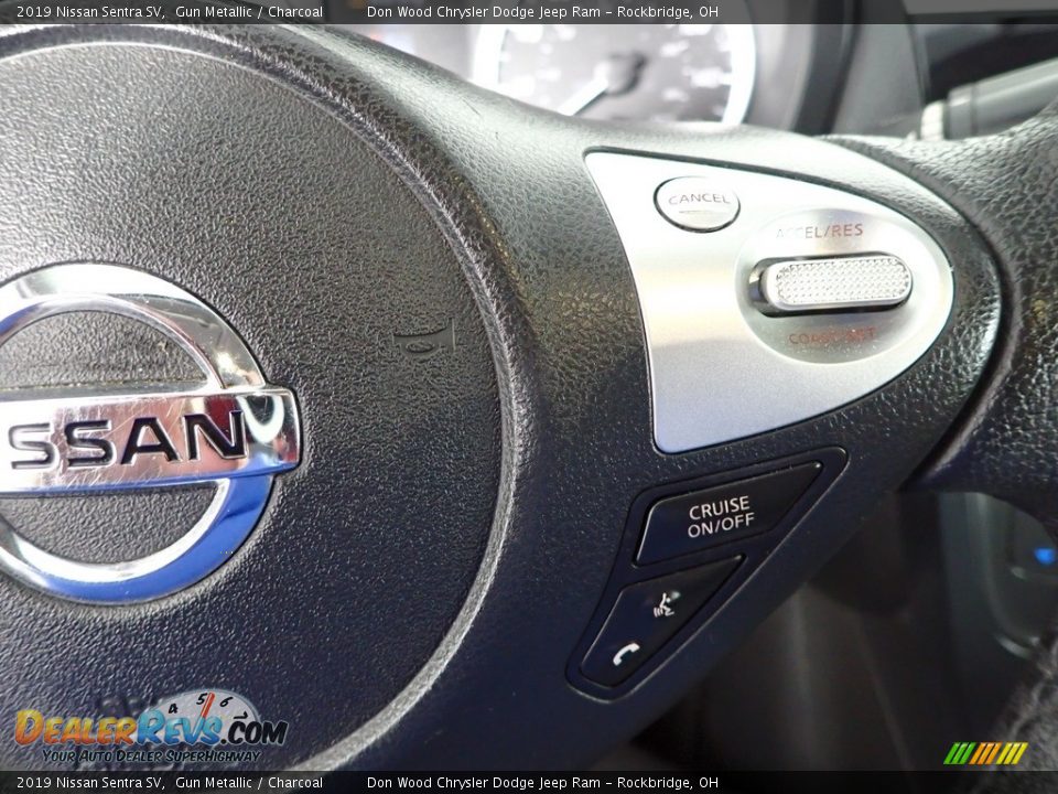 2019 Nissan Sentra SV Gun Metallic / Charcoal Photo #16