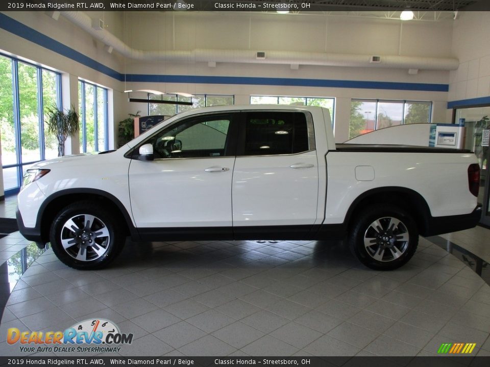 2019 Honda Ridgeline RTL AWD White Diamond Pearl / Beige Photo #10