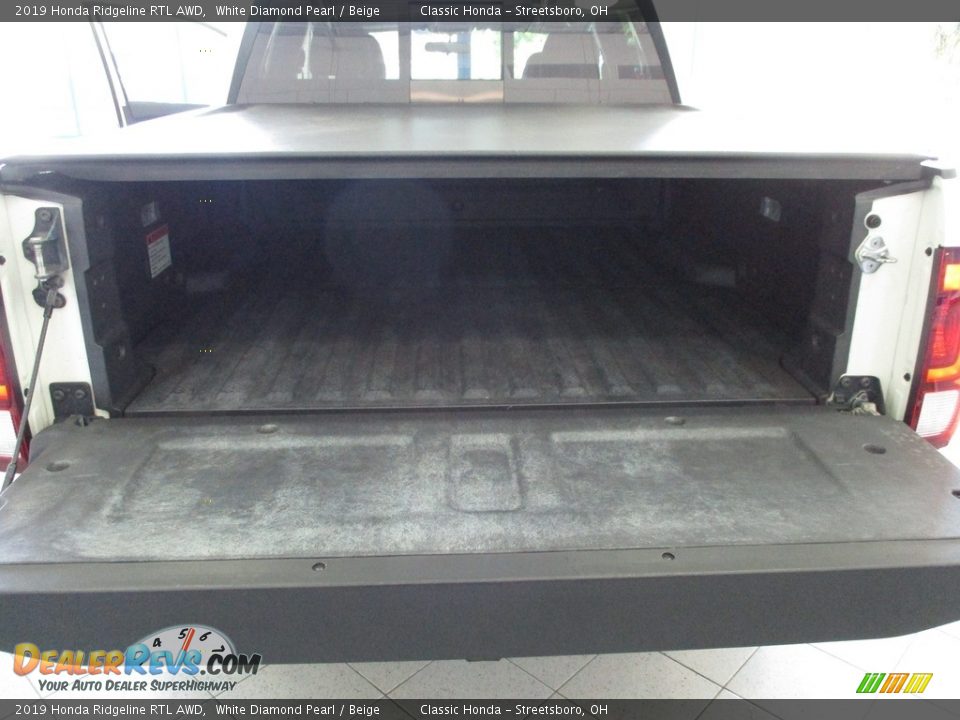 2019 Honda Ridgeline RTL AWD White Diamond Pearl / Beige Photo #22