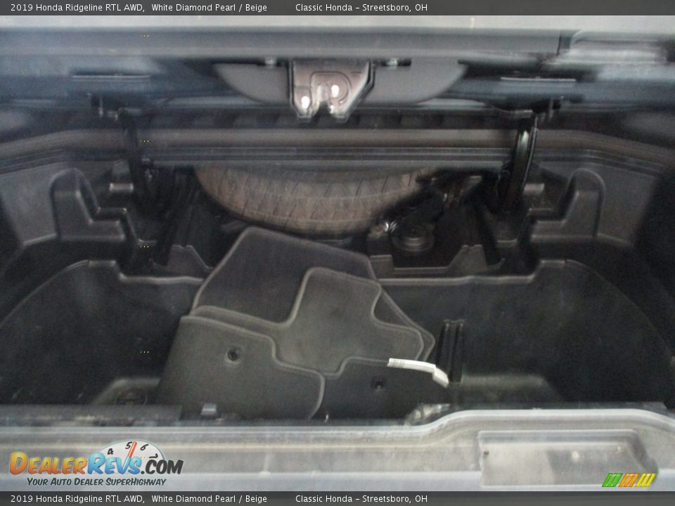 2019 Honda Ridgeline RTL AWD White Diamond Pearl / Beige Photo #24
